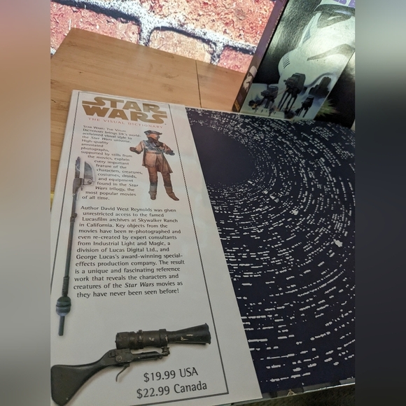 Star Wars bundle Books, Movie, and wall cling kit. - Picture 14 of 14